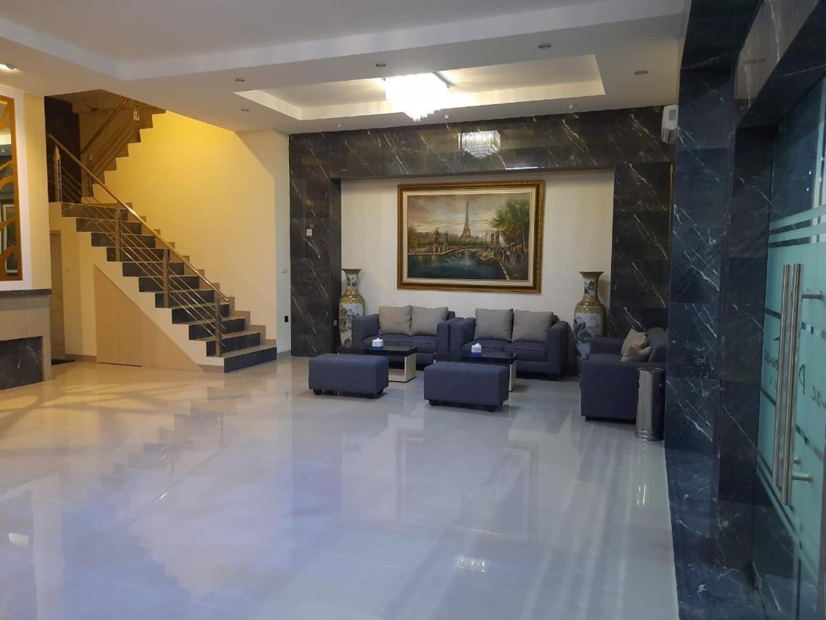 Ams Penthouse Jacarta Exterior foto
